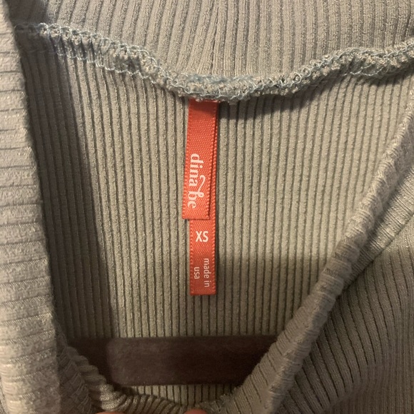 XS Francescas one piece - Picture 3 of 3